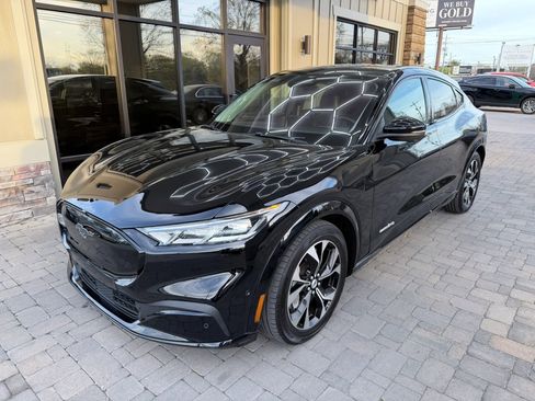 Used 2021 Ford Mustang Mach-E Premium image 2