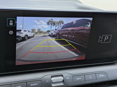 Certified 2025 Kia K4 LXS image 21