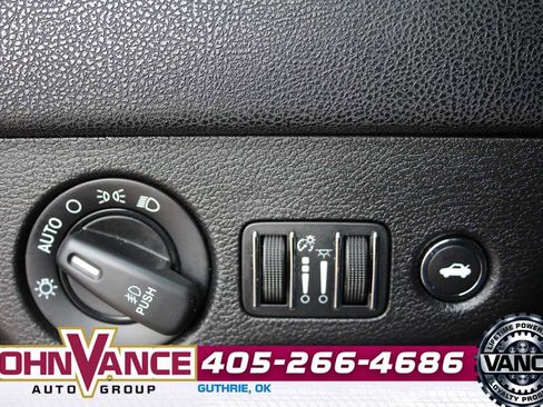 Used 2012 Chrysler 300 S image 32