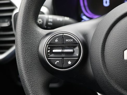 Used 2024 Kia Soul LX w/ Option Group 015 image 18