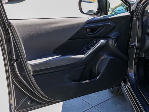 Used 2024 Subaru Crosstrek 2.0i Premium w/ Popular Package #4 image 23