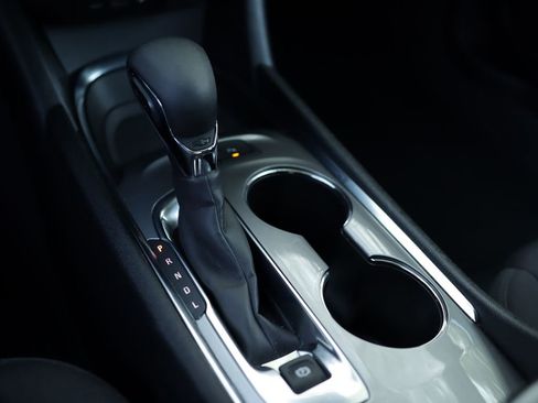 Used 2024 Chevrolet Malibu LT FWD image 17