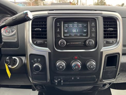 Used 2018 RAM 2500 SLT image 29