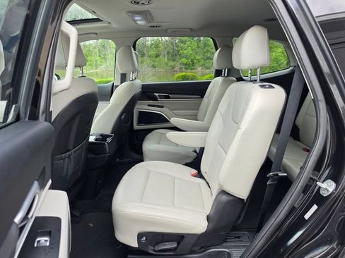 Used 2021 Kia Telluride S AWD/4WD image 30