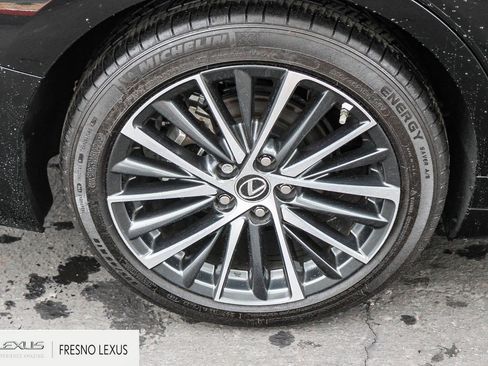 Certified 2025 Lexus ES 300h 300h image 8