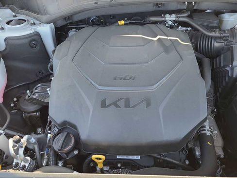 Used 2025 Kia Telluride EX X-Pro image 17