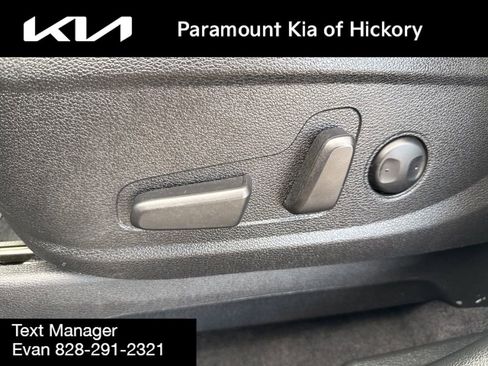 Used 2020 Kia Telluride S w/ S 8 Passenger Seating Package image 25