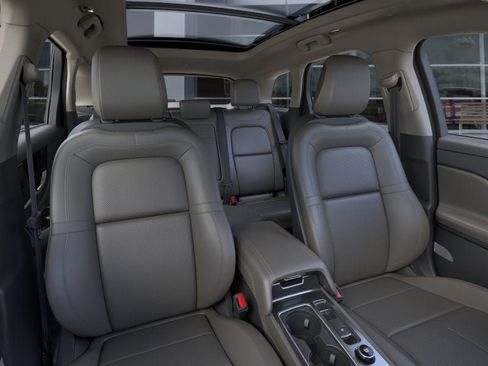 New 2026 Lincoln Corsair Grand Touring image 10