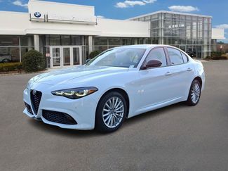 Used 2024 Alfa Romeo Giulia Sprint AWD/4WD video 1