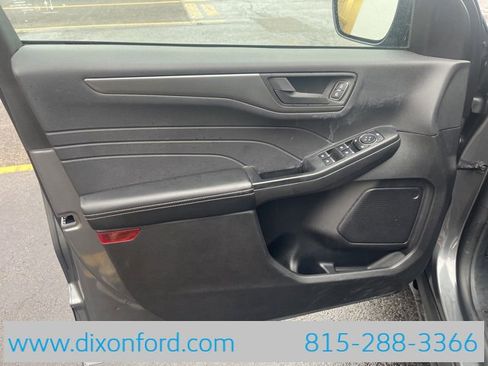 Used 2025 Ford Escape Active image 22