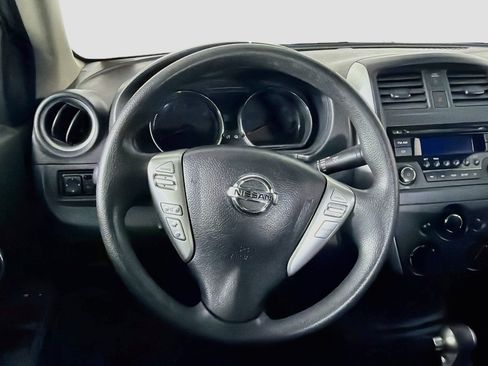 Used 2016 Nissan Versa SV FWD image 17