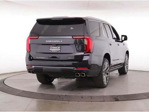 Used 2025 GMC Yukon Denali Ultimate w/ LPO, Floor Liner Package AWD/4WD image 7