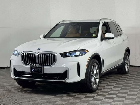 Used 2026 BMW X5 xDrive40i AWD/4WD image 7