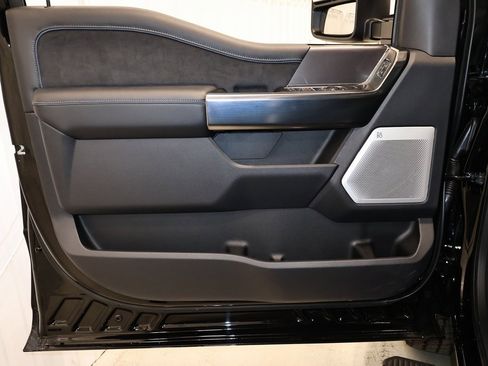 New 2026 Ford F250 Platinum image 9