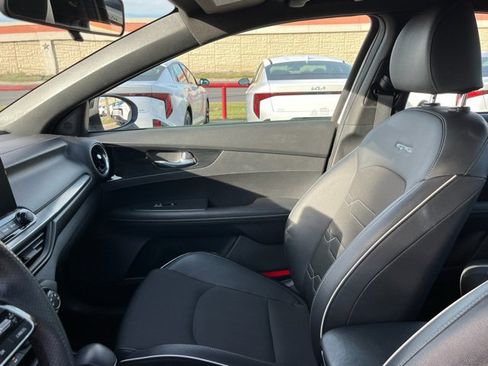 Used 2021 Kia Forte GT-Line w/ GT-Line Premium Package image 15