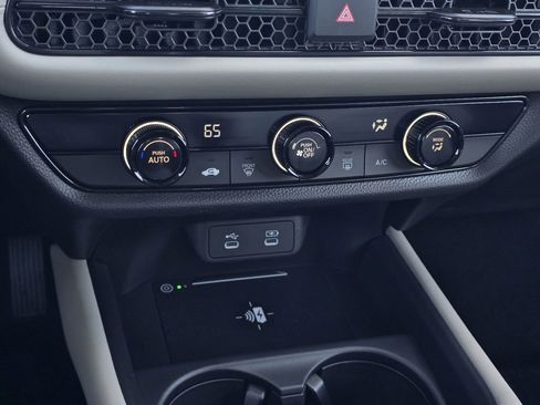 New 2026 Honda HR-V LX image 21