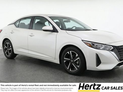 Used 2025 Nissan Sentra SV image 1