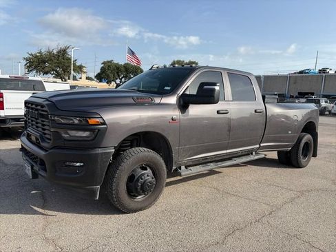 Used 2025 RAM 3500 Tradesman AWD/4WD image 2