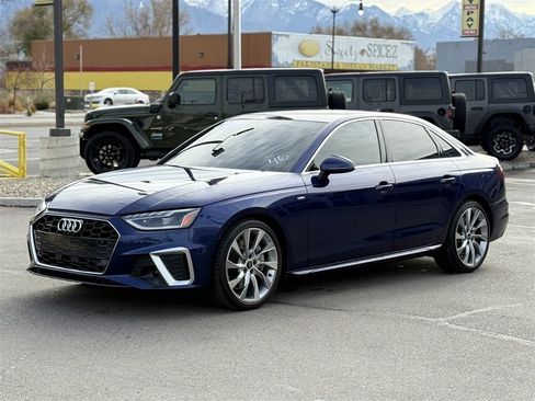 Used 2022 Audi A4 2.0T Premium Plus w/ Premium Plus Package image 3