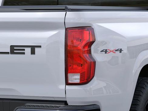 New 2026 Chevrolet Colorado W/T AWD/4WD image 11