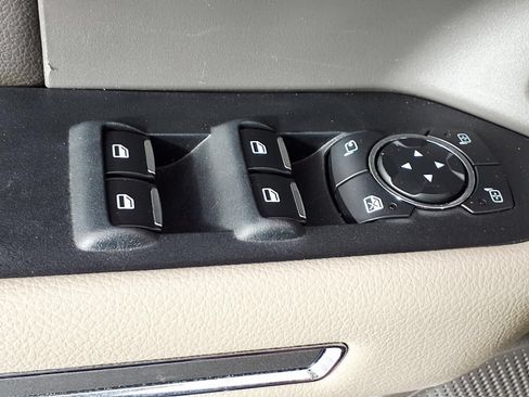 Used 2018 Ford Expedition Max XLT w/ Equipment Group 202A AWD/4WD image 13