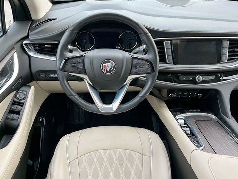 Used 2024 Buick Enclave Avenir FWD image 24