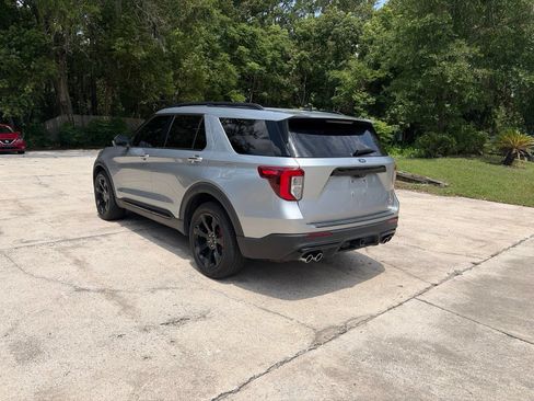Used 2023 Ford Explorer ST w/ Equipment Group 401A AWD/4WD image 4