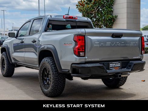 Used 2025 Chevrolet Colorado Trail Boss AWD/4WD image 7