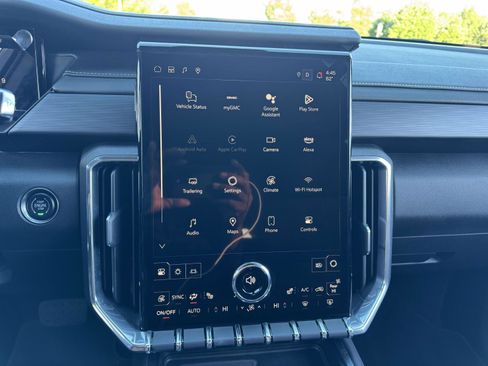 Used 2025 GMC Acadia Elevation image 26