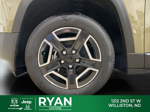 New 2026 Jeep Cherokee Laredo AWD/4WD image 16
