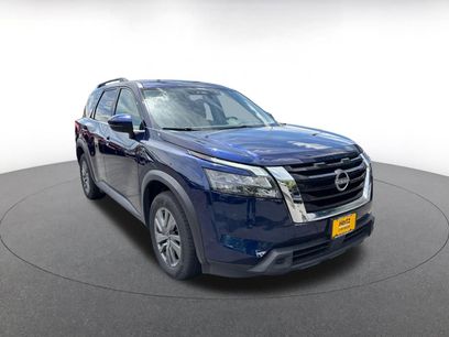 Used 2025 Nissan Pathfinder SV