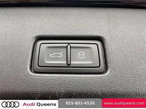 Used 2024 Audi Q4 e-tron Premium Plus w/ Premium Plus image 11