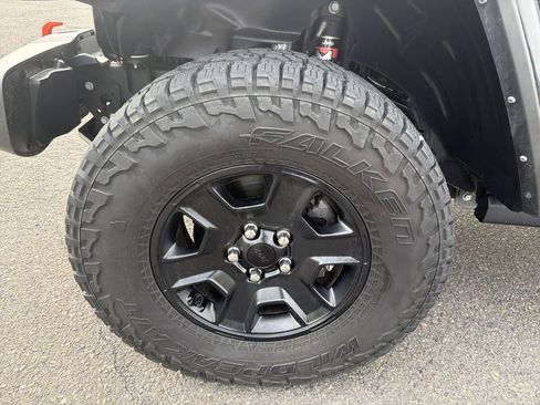 Used 2022 Jeep Gladiator Mojave w/ LED Lighting Group AWD/4WD image 30