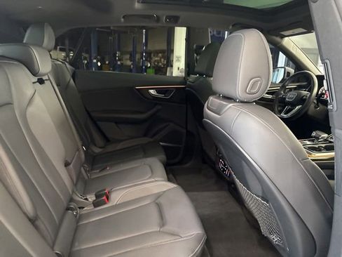 Used 2021 Audi Q8 Premium Plus w/ Premium Plus Package AWD/4WD image 35