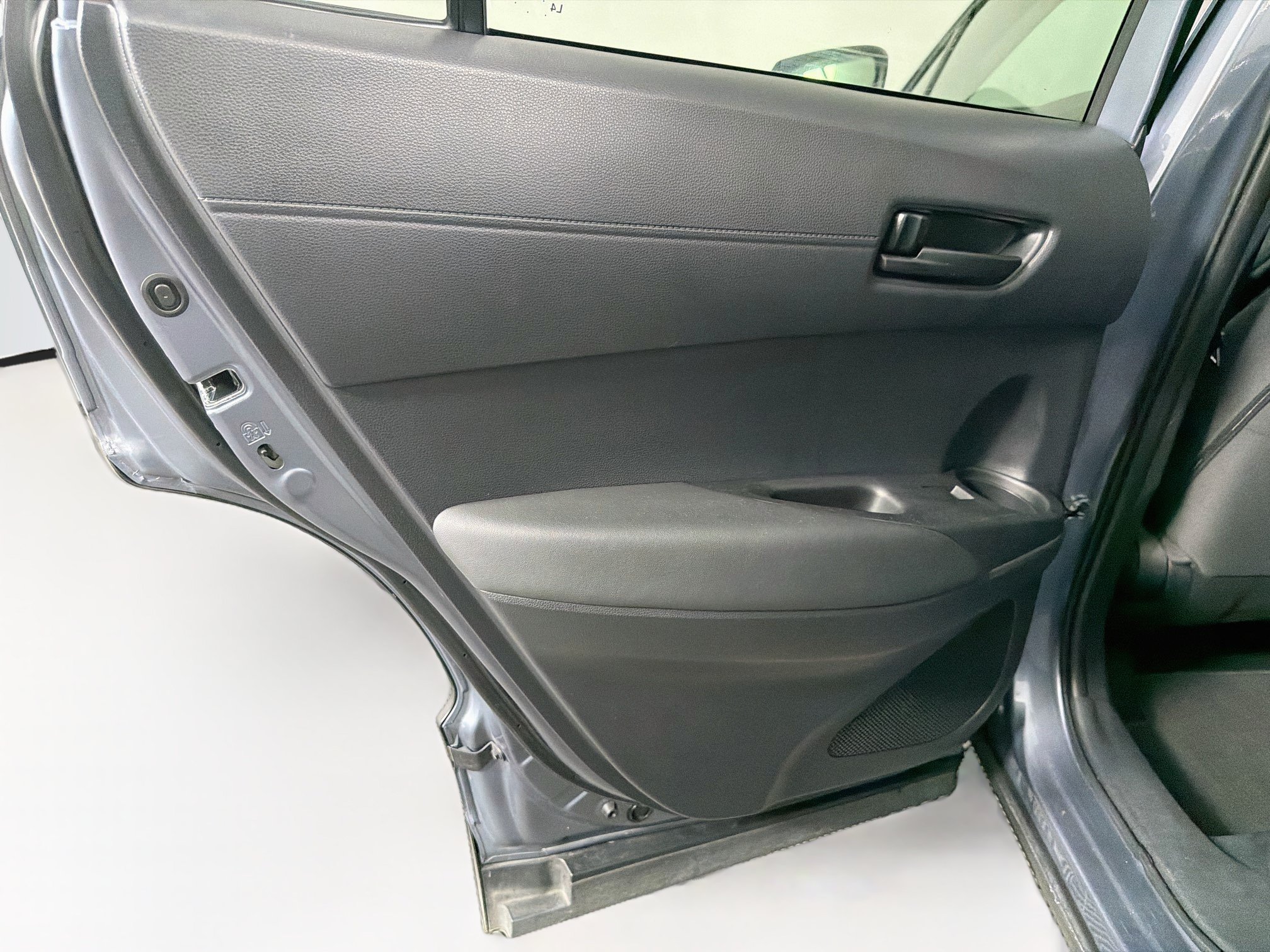 Used 2026 Toyota Corolla Cross LE FWD image 27