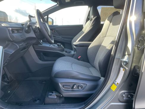 New 2026 Toyota bZ XLE Plus image 10