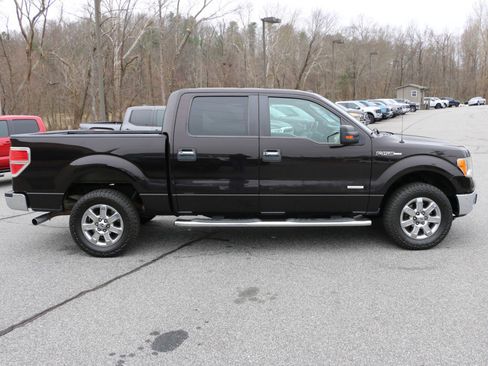 Used 2014 Ford F150 XLT w/ Equipment Group 302A Luxury image 9