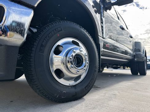 New 2026 Ford F350 King Ranch w/ Chrome Package image 51