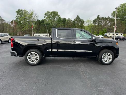 Used 2023 Chevrolet Silverado 1500 LTZ AWD/4WD image 5