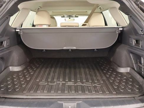 Certified 2025 Subaru Outback Limited image 26