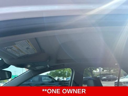 Used 2022 Chevrolet Equinox Premier AWD/4WD image 6