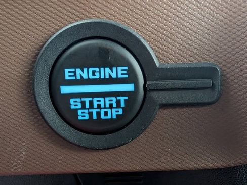 Used 2024 Ford Bronco Outer Banks image 25