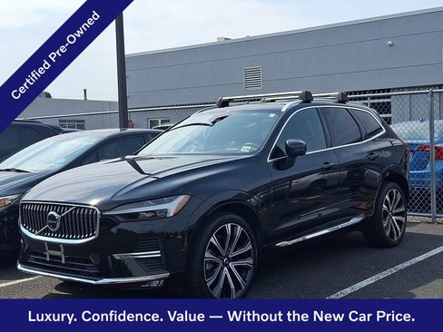 Used 2023 Volvo XC60 B6 Ultimate AWD/4WD image 3