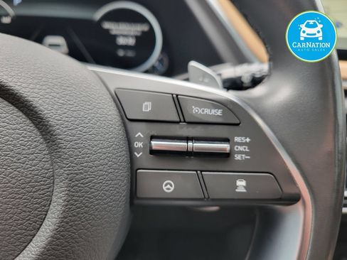 Used 2021 Hyundai Sonata Limited FWD image 16