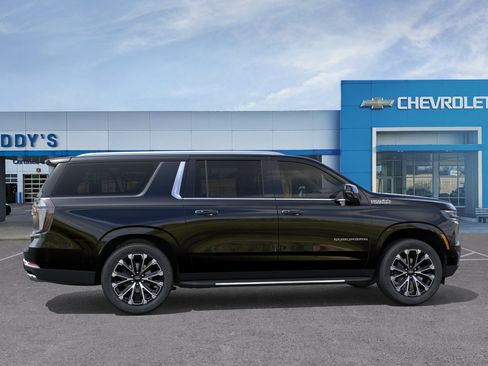 New 2026 Chevrolet Suburban High Country w/ Sun And Tow Package AWD/4WD image 6