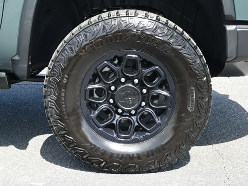 Used 2026 Chevrolet Silverado 2500 ZR2 w/ ZR2 Bison Edition AWD/4WD image 13