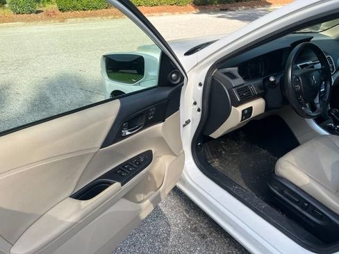 Used 2013 Honda Accord EX-L image 4