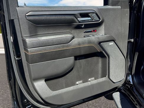 Used 2023 GMC Sierra 1500 AT4 w/ AT4 Preferred Package image 13