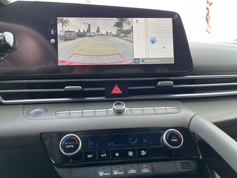 Certified 2024 Hyundai Elantra Blue image 12
