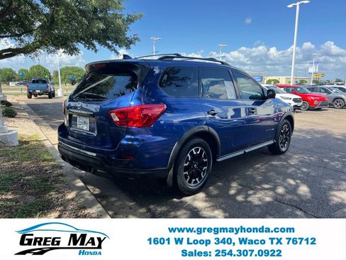 Used 2019 Nissan Pathfinder SL FWD image 7